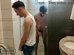 Homofil pornovideo med Big Marcos og en annen fyr som får rumpe i seg