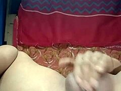Indyjskie nastolatki w domowym filmie masturbacyjnym