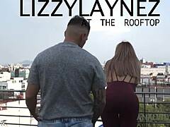 Întâlnire intensă pe acoperiș cu Lizzy Laynez în lenjerie intimă