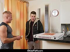 Hungry jock gets pizza delivery and raw anal sex