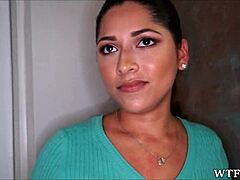Erotic chat with a Latina maid from Peru